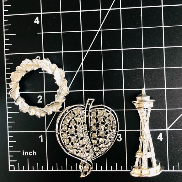 Vintage Deco Brooch Lot - Picture 3 of 10